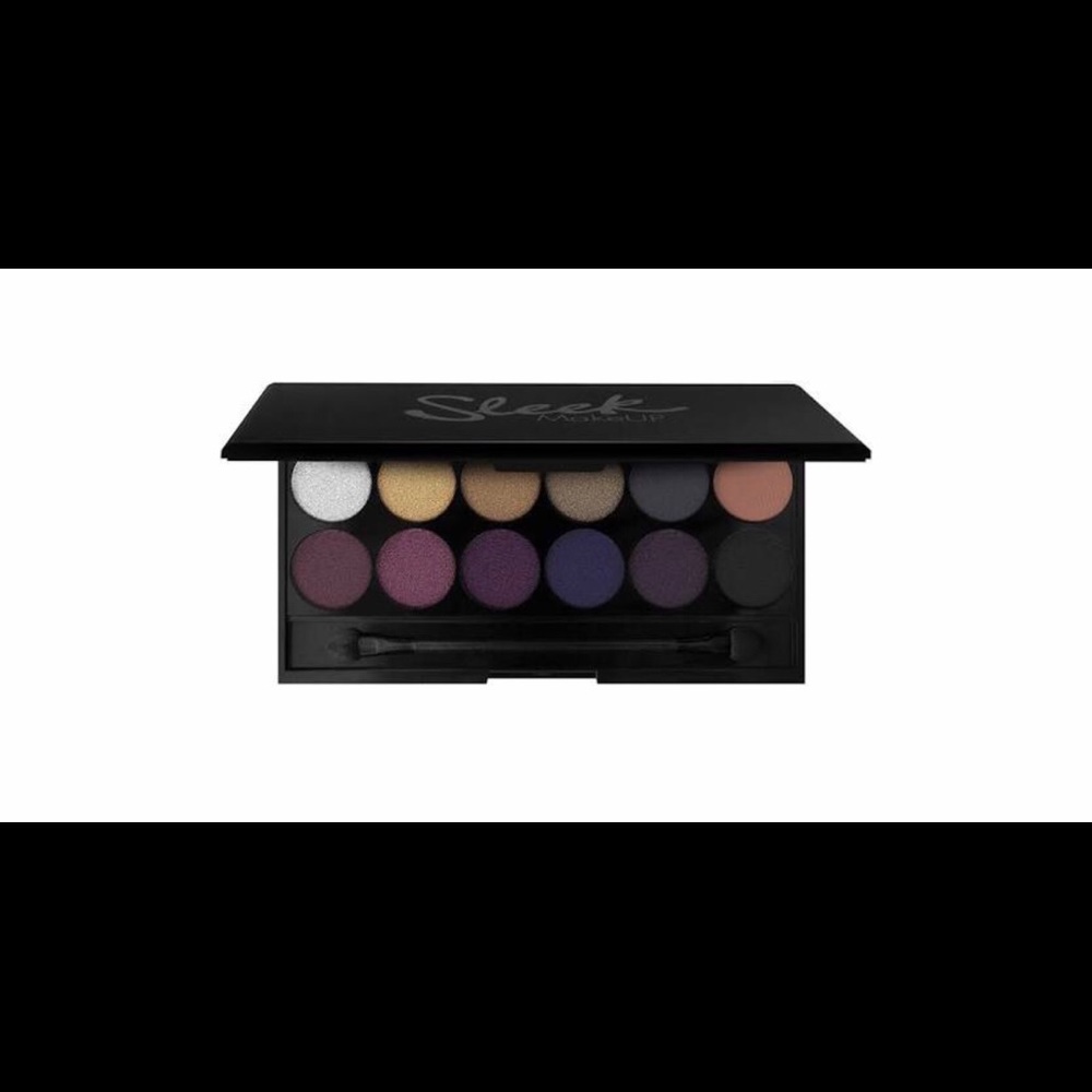 Brand new Sleek makeup vintage romance 141 palette